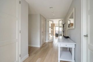 150 m² apartment with large terrace - Image 11
