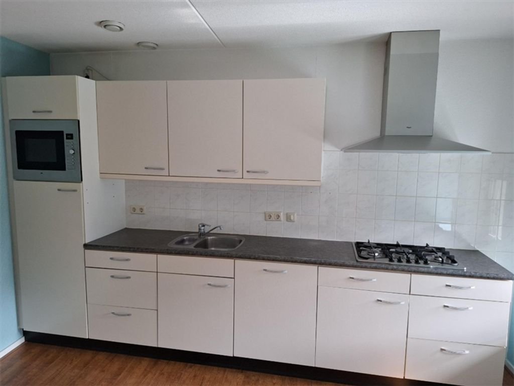 Penthouse with terrace in Almelo - Image 2