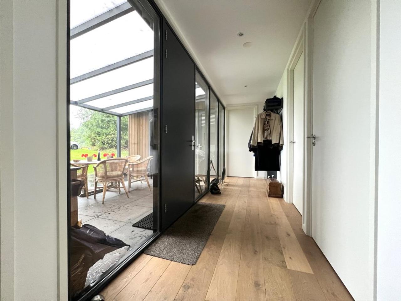 Detached Bungalow with 2 Bathrooms - Image 3