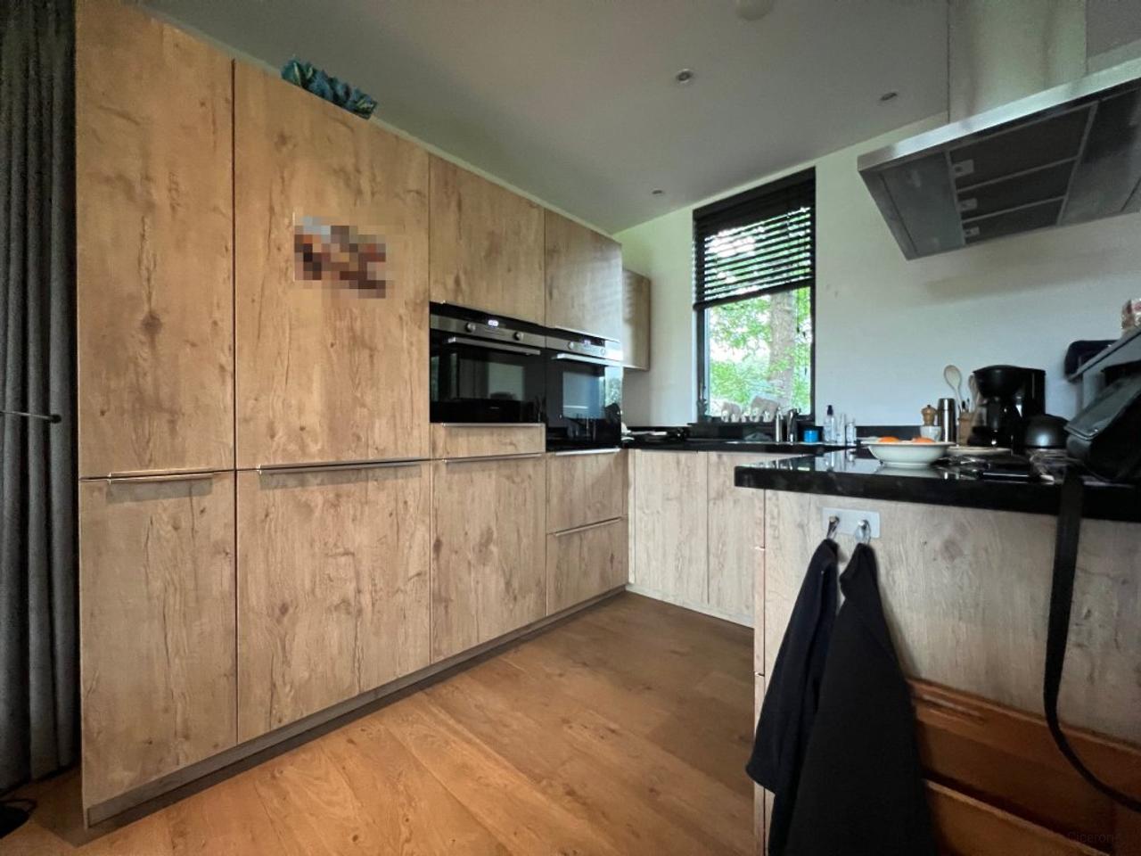Detached Bungalow with 2 Bathrooms - Image 8
