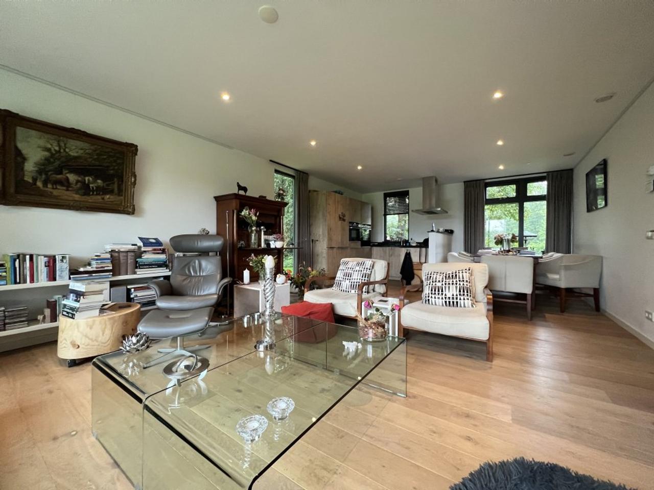 Detached Bungalow with 2 Bathrooms - Image 22