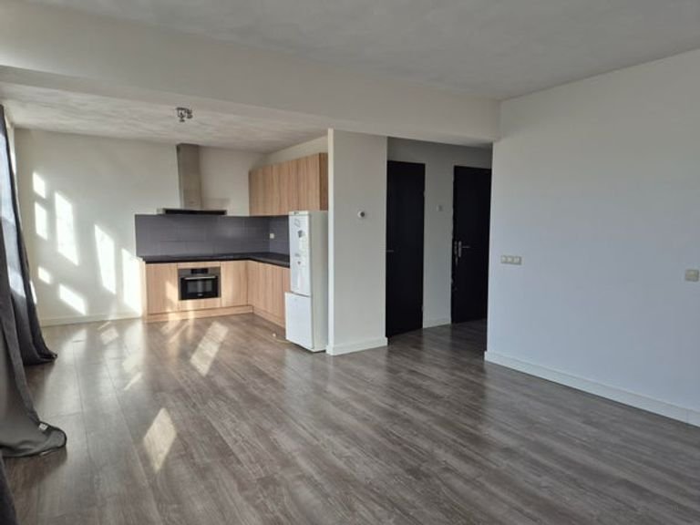 Bright 2-bedroom apartment in Vught - Image 5