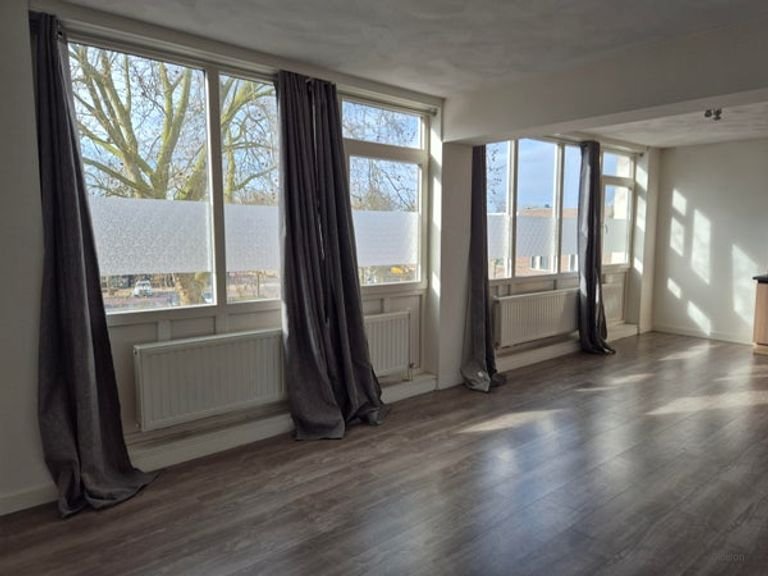 Bright 2-bedroom apartment in Vught - Image 2