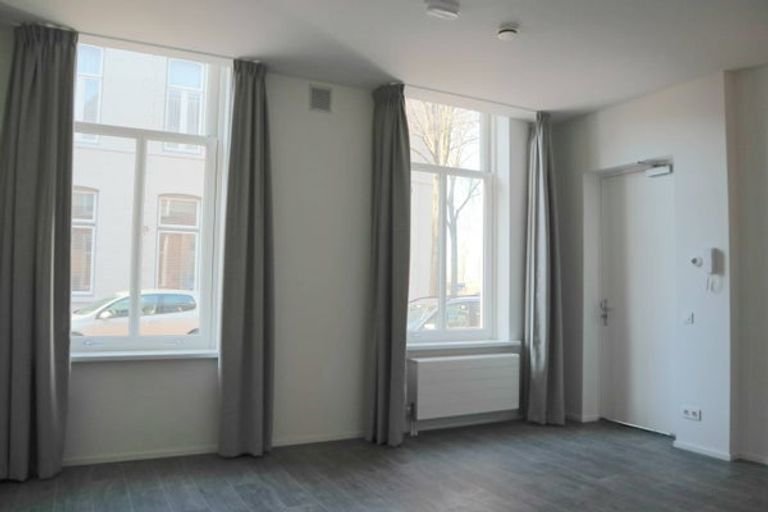 Bright apartment in the center of Den Bosch - Image 2