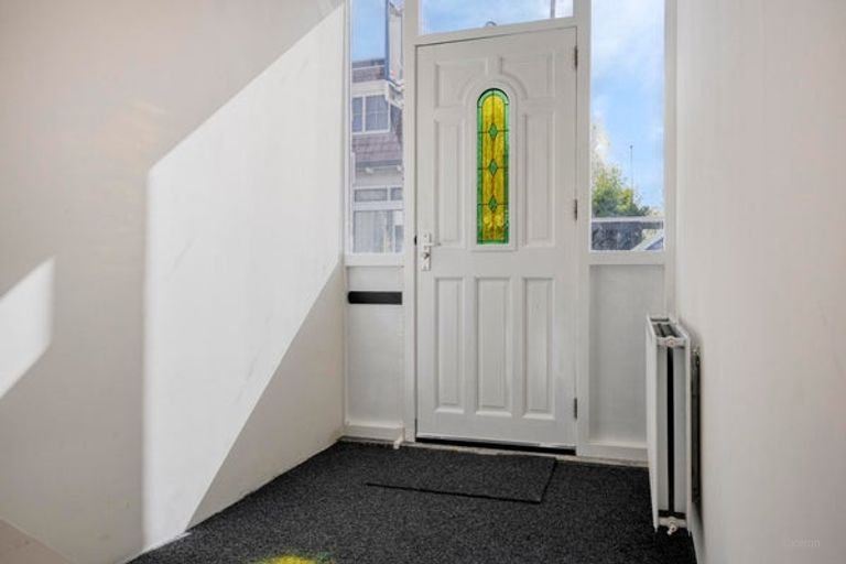Student room with garden in IJsselmonde - Image 7