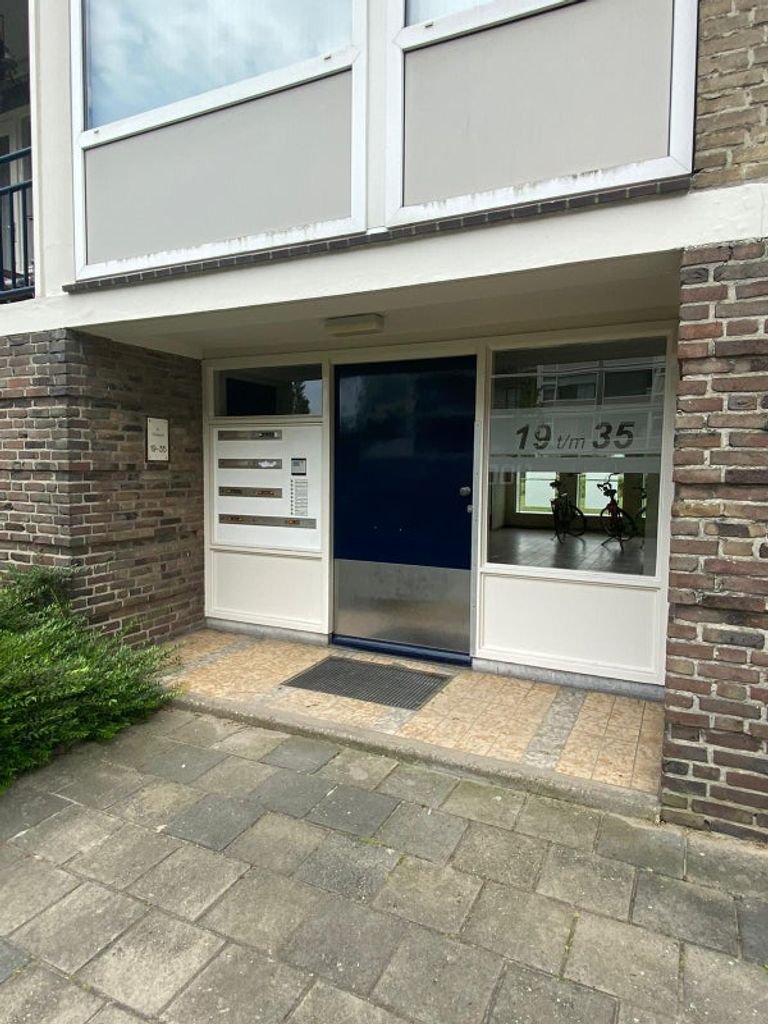 Studio met groot balkon in Burghplan - Afbeelding 2