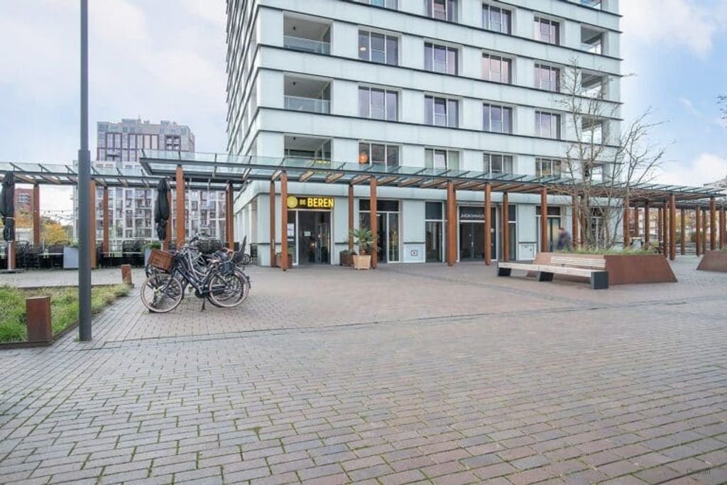 Furnished apartment on the 20th floor in the Paleiskwartier - Image 2