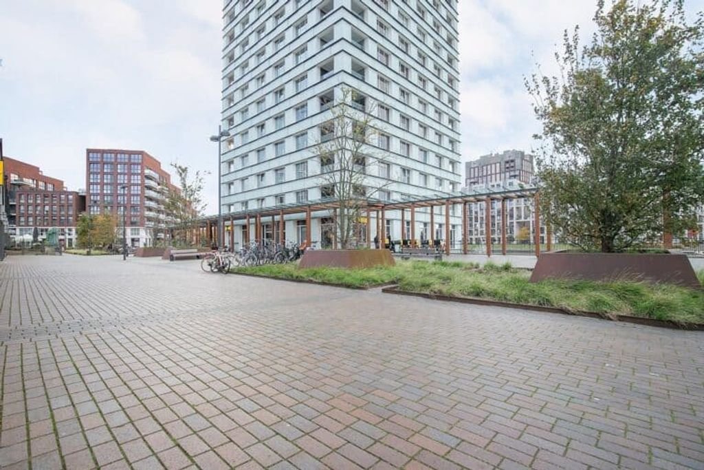 Furnished apartment on the 20th floor in the Paleiskwartier - Image 3
