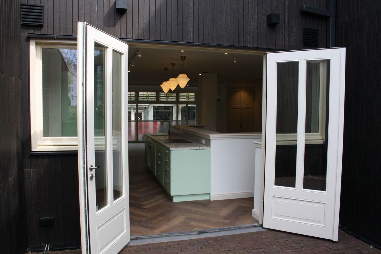 Apartment with courtyard in Heerlen - Image 7