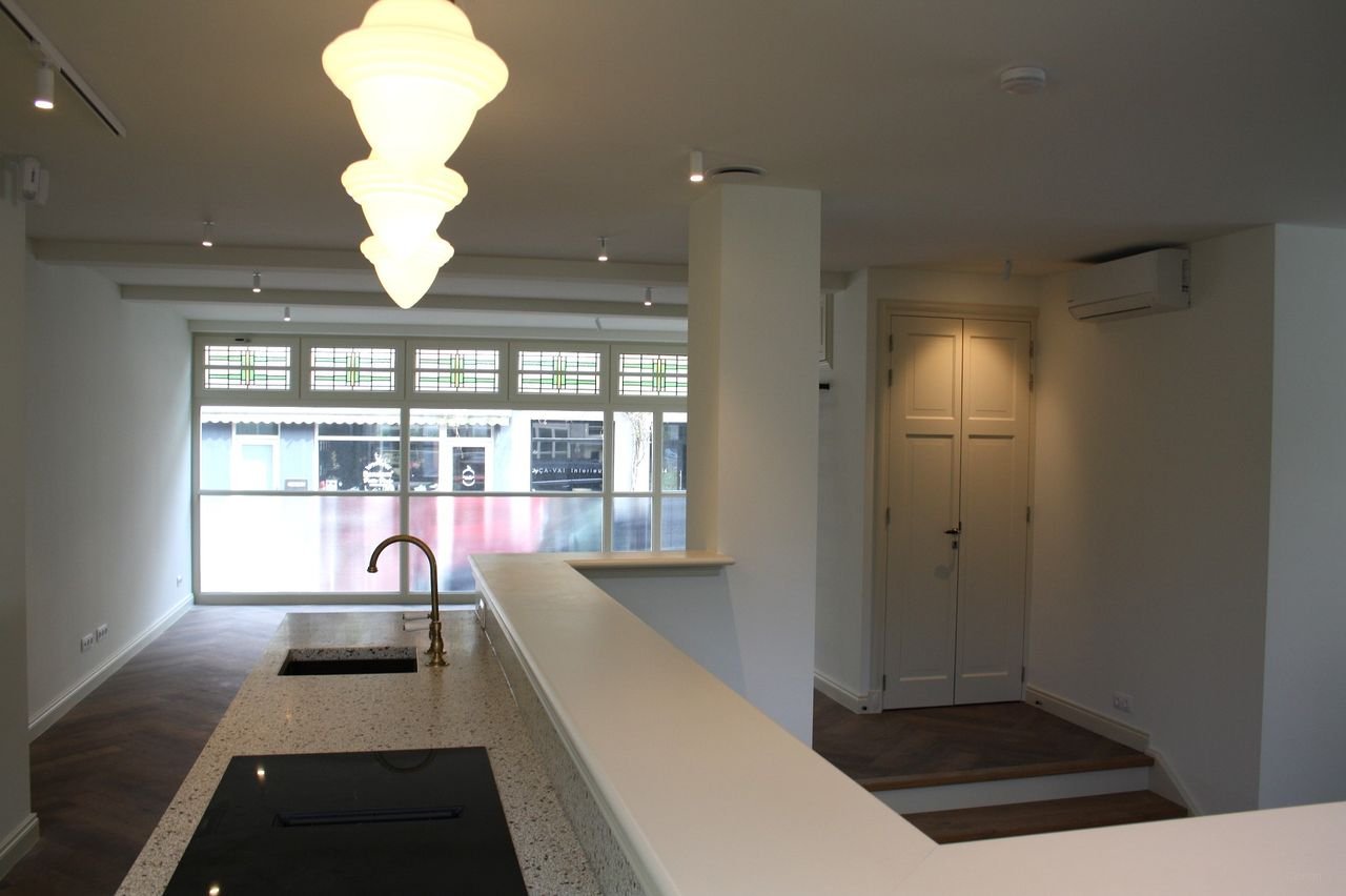 Apartment with courtyard in Heerlen - Image 3
