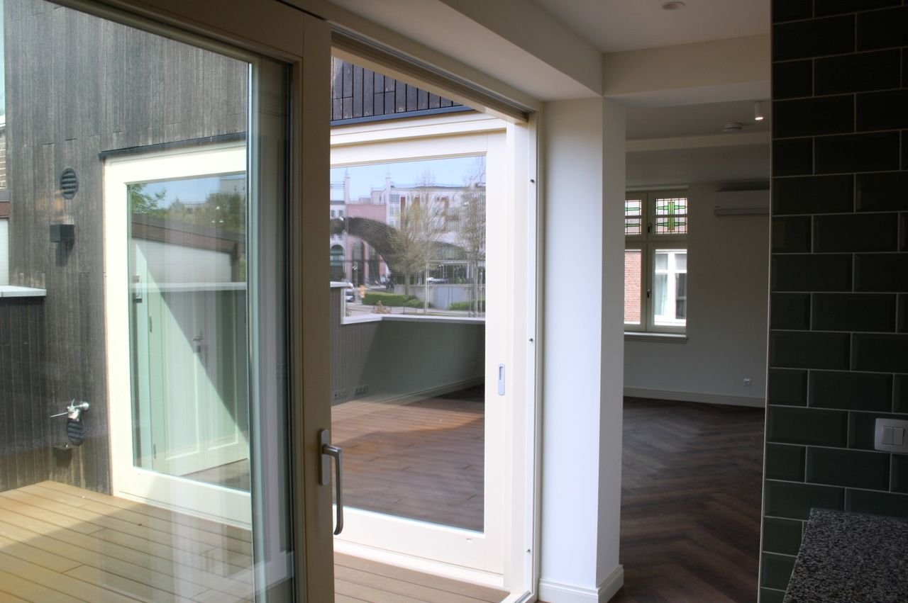 Apartment with roof terraces in Heerlen - Image 12