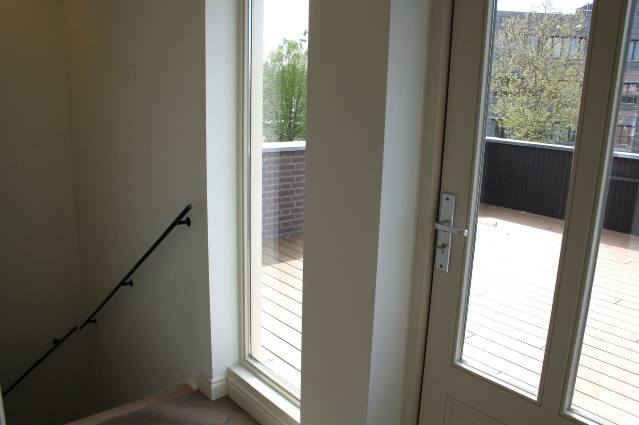Apartment with roof terraces in Heerlen - Image 18