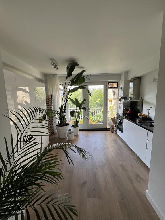 Gemeubileerd appartement met balkons - Afbeelding 10