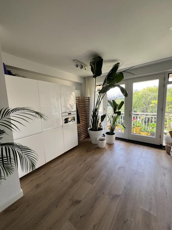 Gemeubileerd appartement met balkons - Afbeelding 11