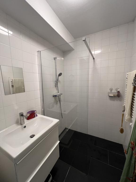 Gemeubileerd appartement met balkons - Afbeelding 18
