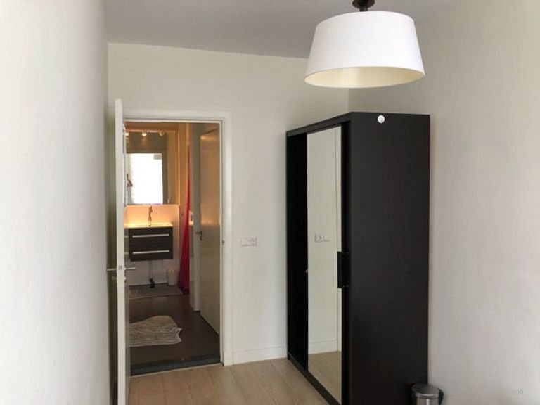Gemeubileerd 2-kamerappartement met balkon - Afbeelding 11