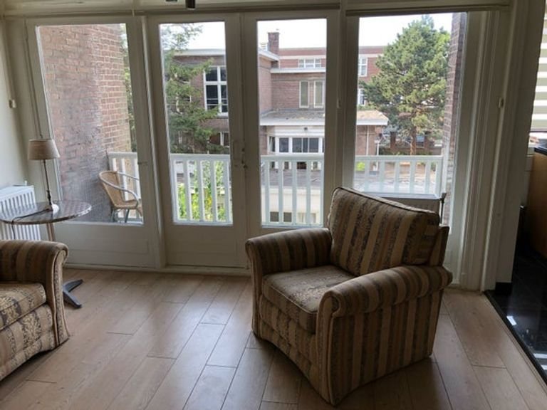 Gemeubileerd 2-kamerappartement met balkon - Afbeelding 6