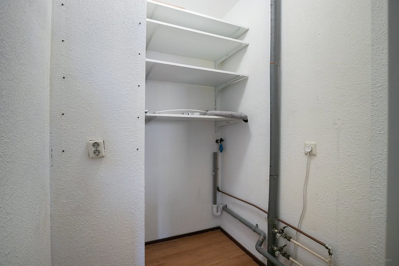 2-bedroom apartment with balcony in Tilburg - Image 13