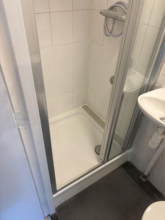 Licht appartement nabij station Alphen - Afbeelding 13