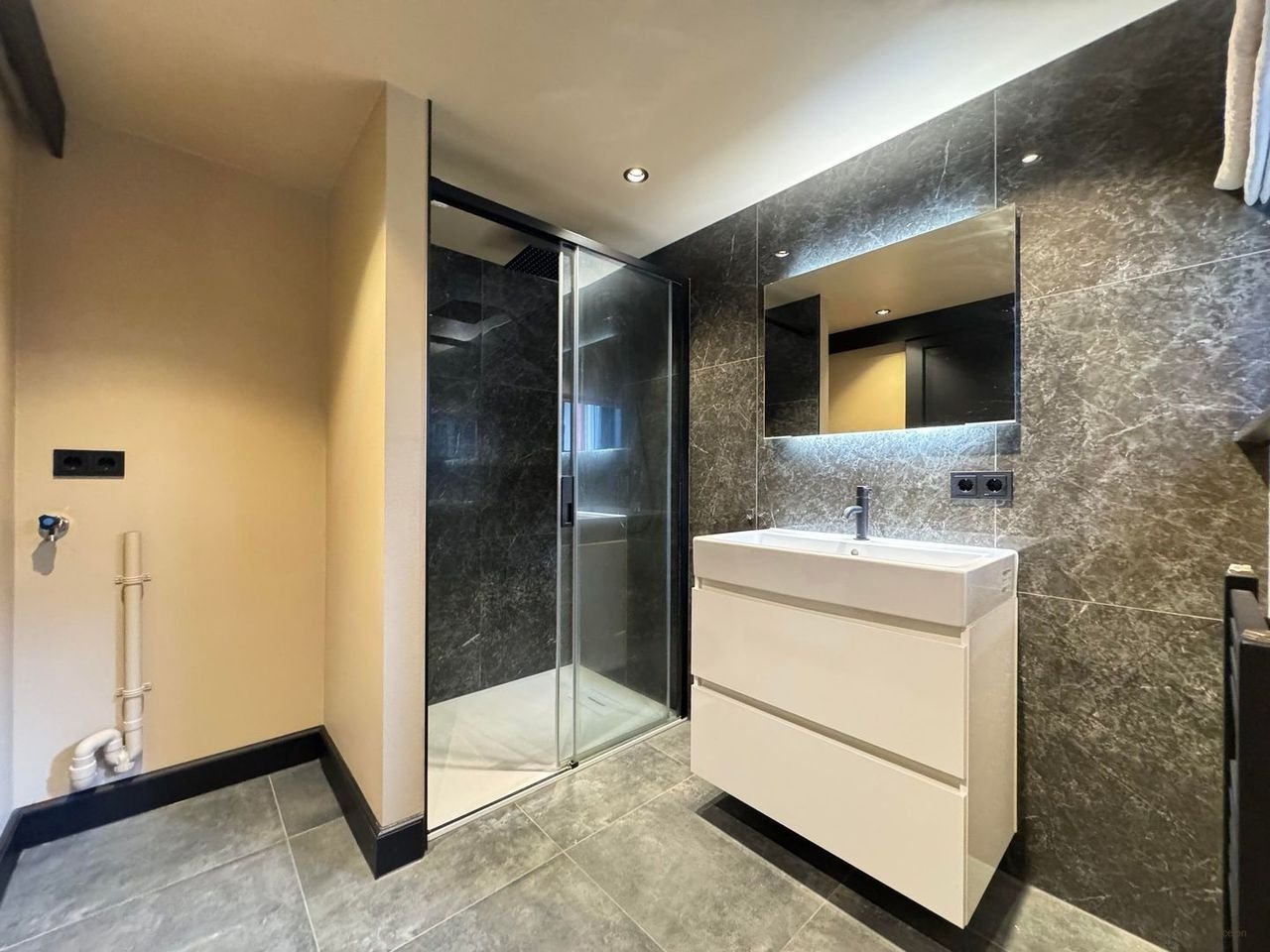 Appartement met balkon in Wittevrouwen - Afbeelding 21