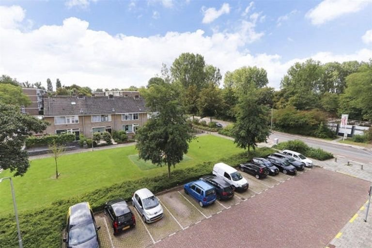 4-kamer appartement met balkon op zuid - Afbeelding 8
