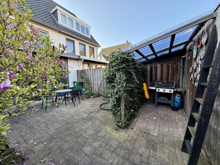 130 m2 Townhouse with Garden - Image 17
