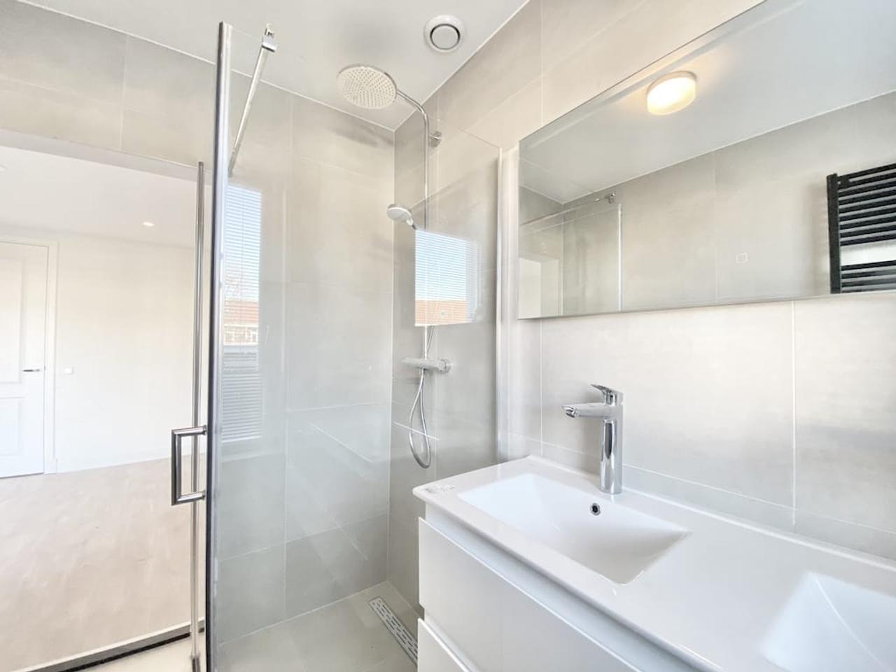 Balkon en A+++ op Kinkerstraat - Afbeelding 13