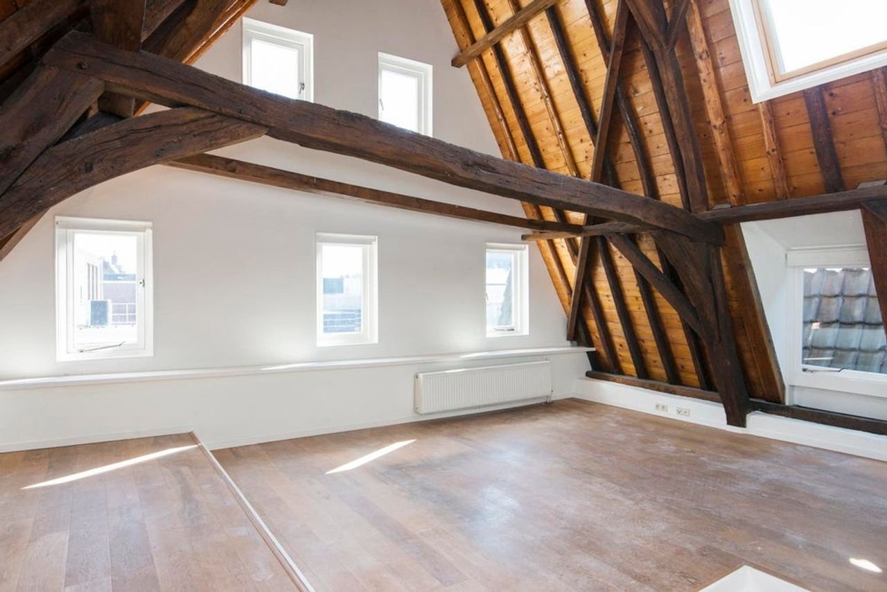 Licht appartement met dakterras aan de gracht - Afbeelding 17