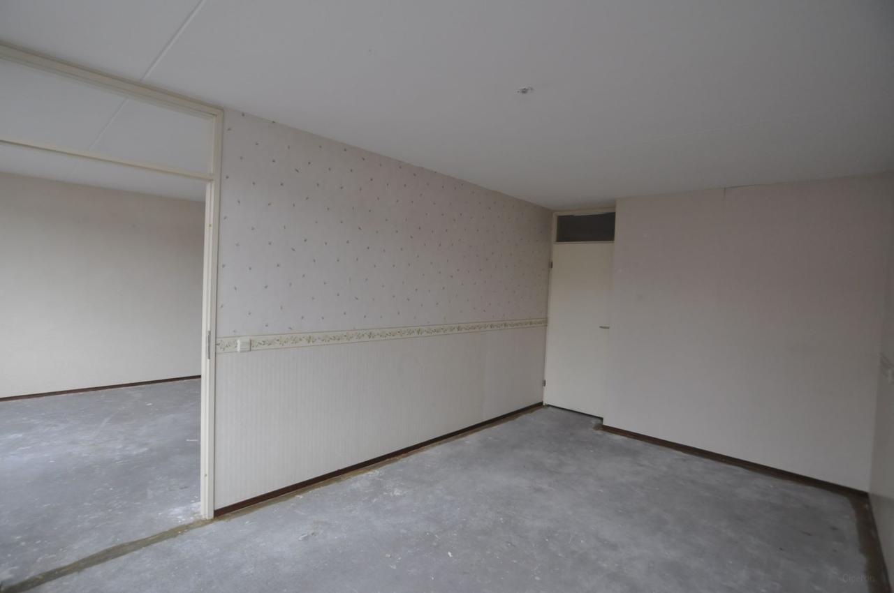 Senior Apartment with Balcony in Waalwijk - Image 9