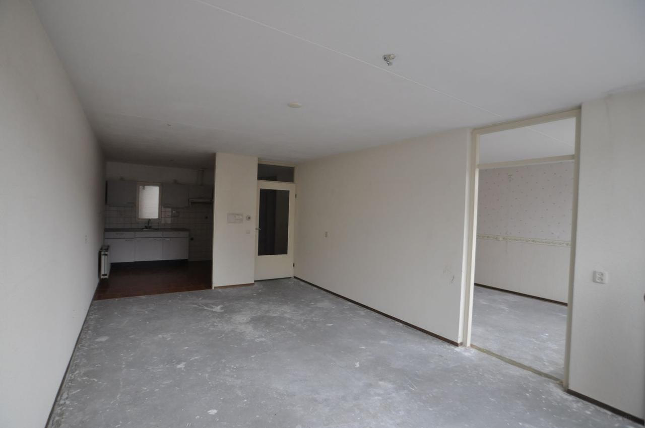 55+ Apartment with Balcony in Besoyen - Image 9