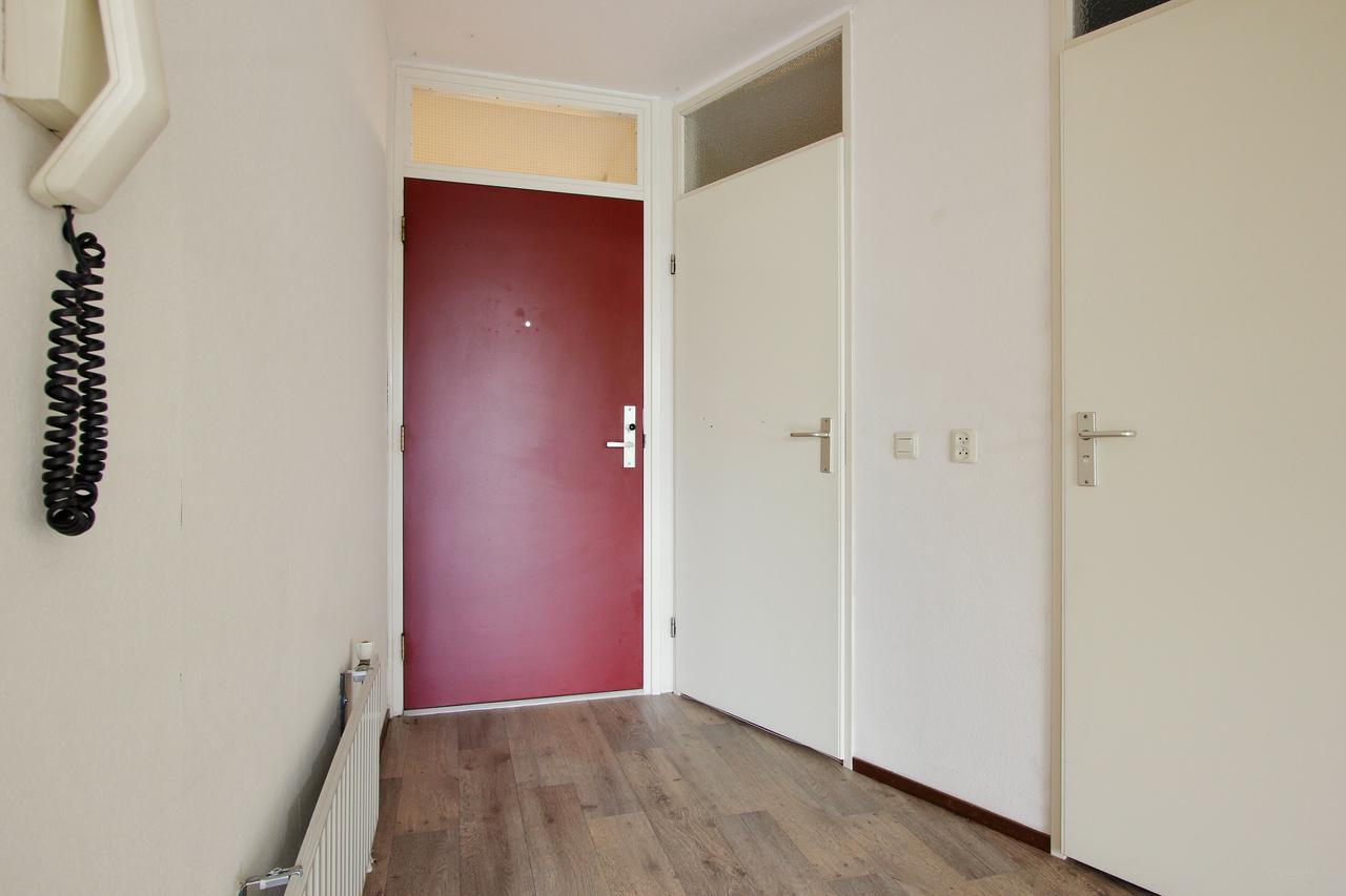 55+ Apartment with Balcony in Besoyen - Image 12