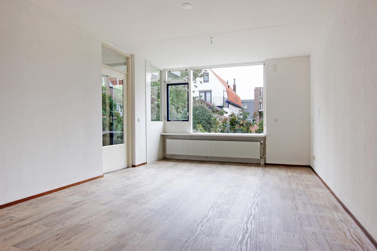 55+ Apartment with Balcony in Besoyen - Image 13