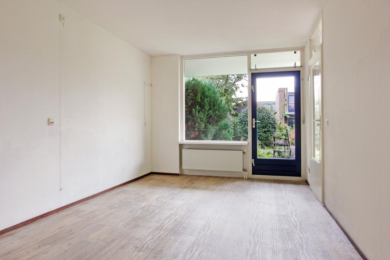 55+ Apartment with Balcony in Besoyen - Image 17
