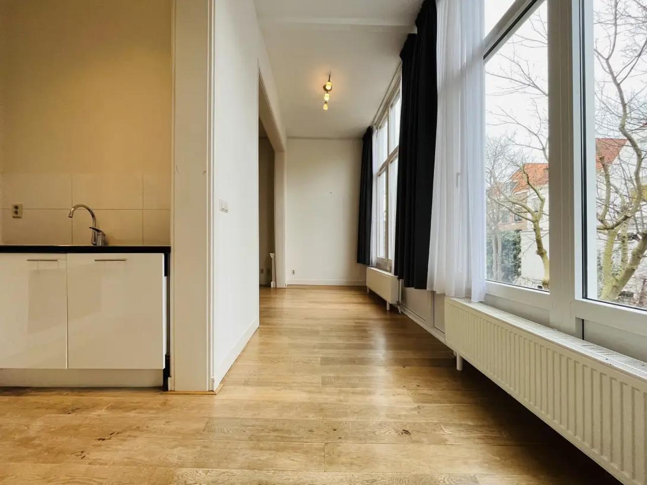 3-kamerappartement in het Zeeheldenkwartier - Afbeelding 2