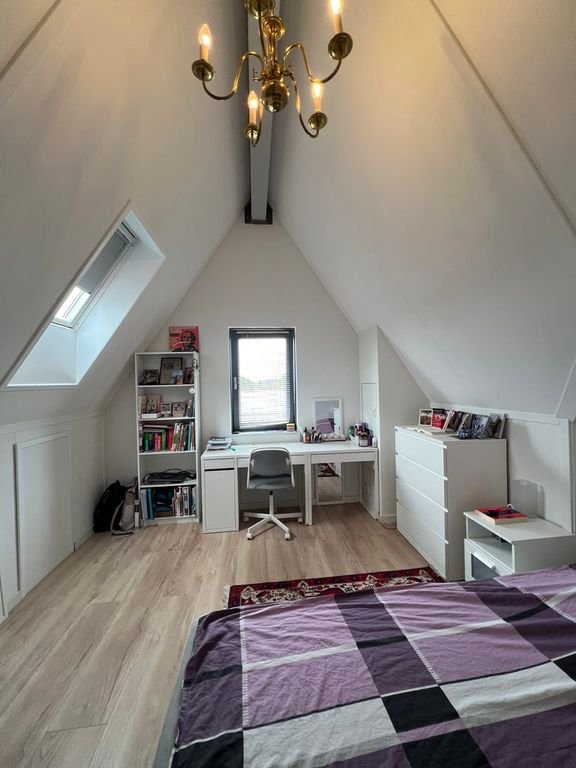 Furnished 5-bedroom house - Image 19