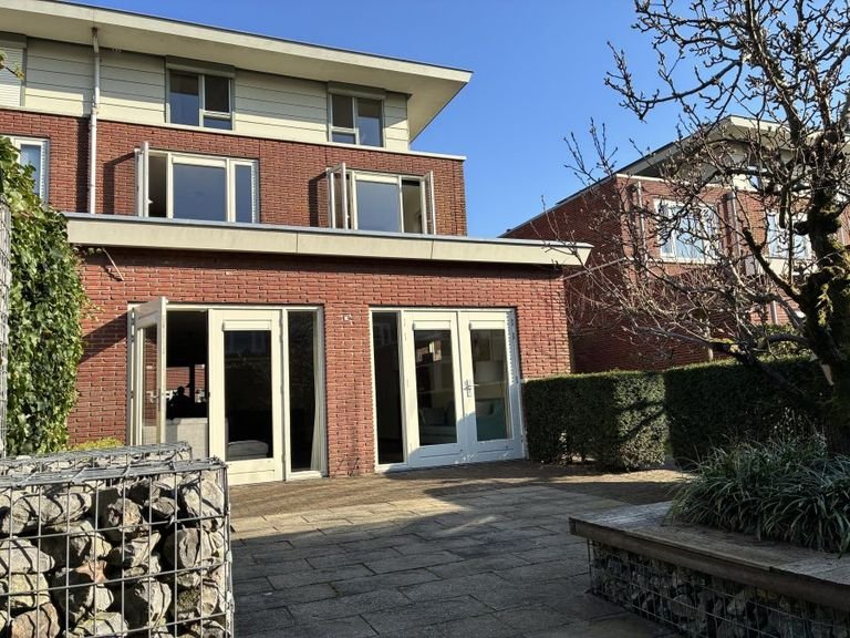 Semi-detached house with garden in Westwijk - Image 8