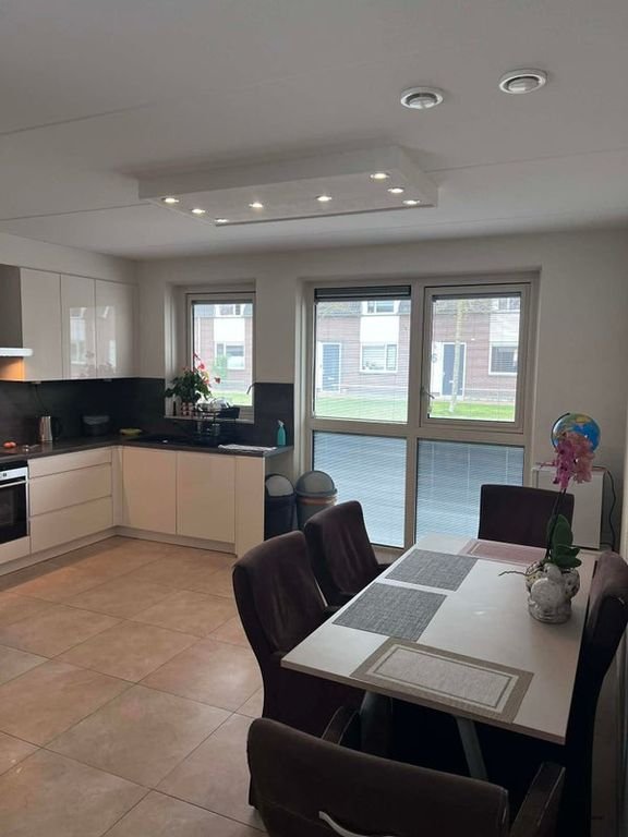 Family Home with 3 Bedrooms in Getfert - Image 14