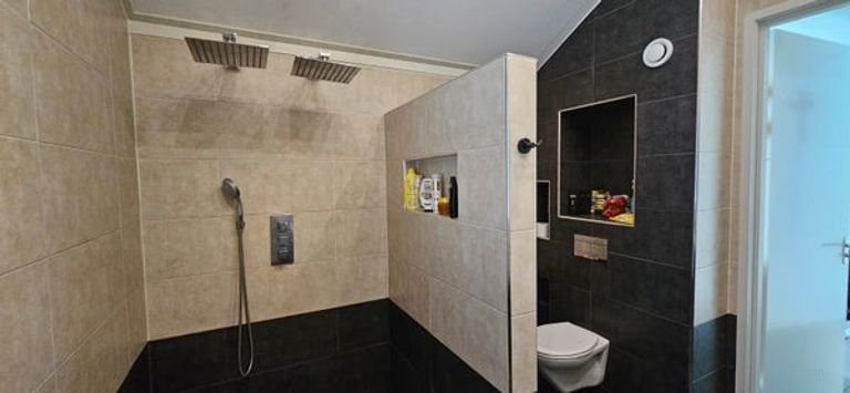Family Home with 3 Bedrooms in Getfert - Image 15