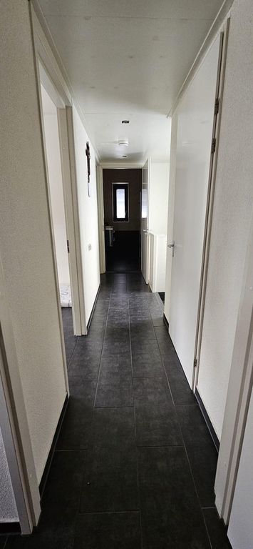 Family Home with 3 Bedrooms in Getfert - Image 11