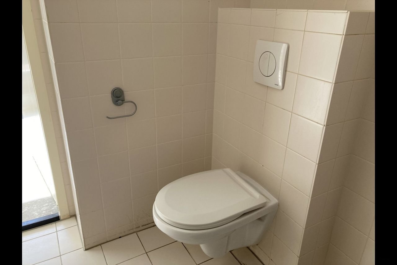 Terraced House with Roof Terrace in Almere - Image 10
