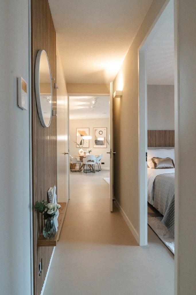 Gemeubileerd 3-kamerappartement met balkon - Afbeelding 2