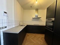 Ground floor apartment with garden - Image 5