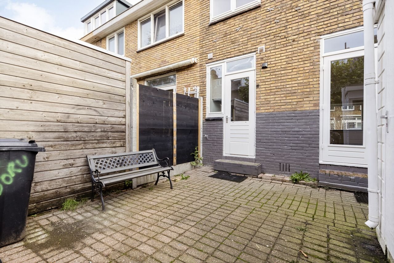 Family home with garden in Zaandam - Image 21