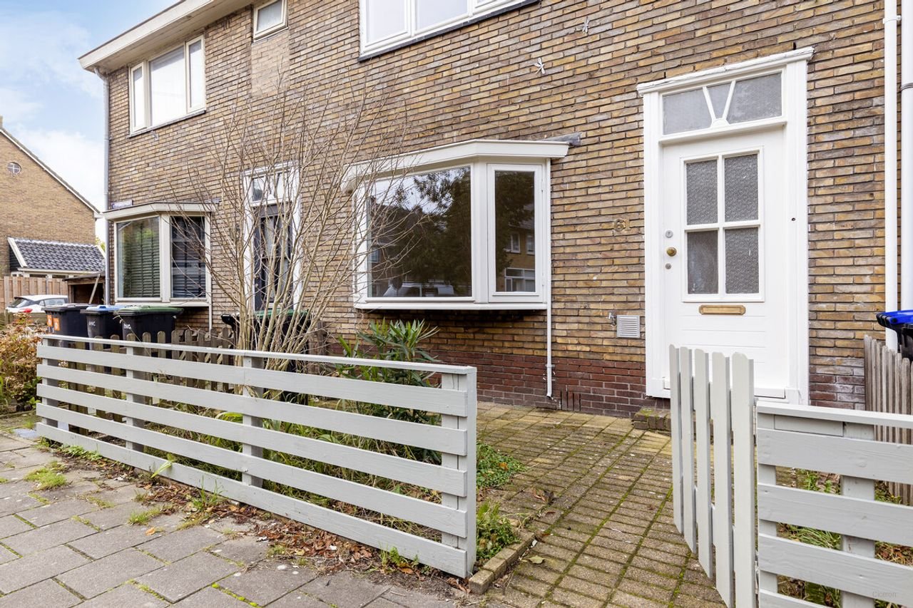 Family home with garden in Zaandam - Image 24