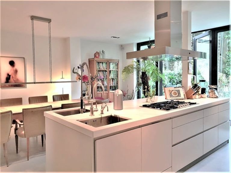 Double ground-floor apartment on the Oosterpark - Image 8
