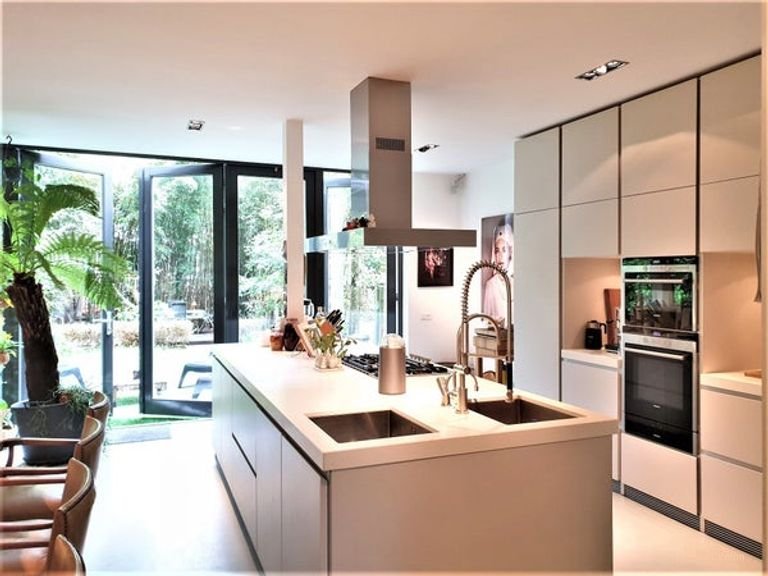 Double ground-floor apartment on the Oosterpark - Image 6