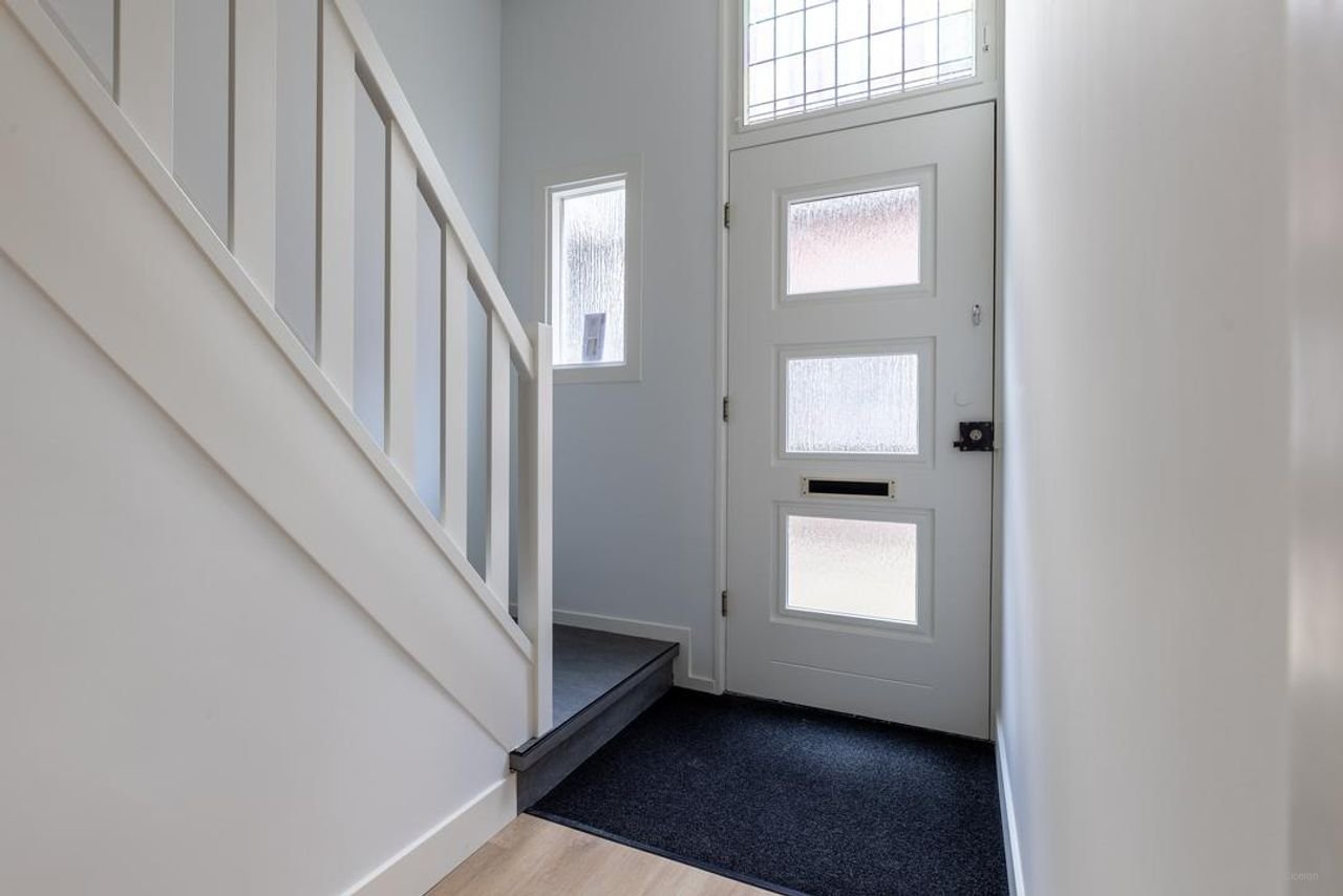 Renovated corner house with garden in Bussum - Image 5