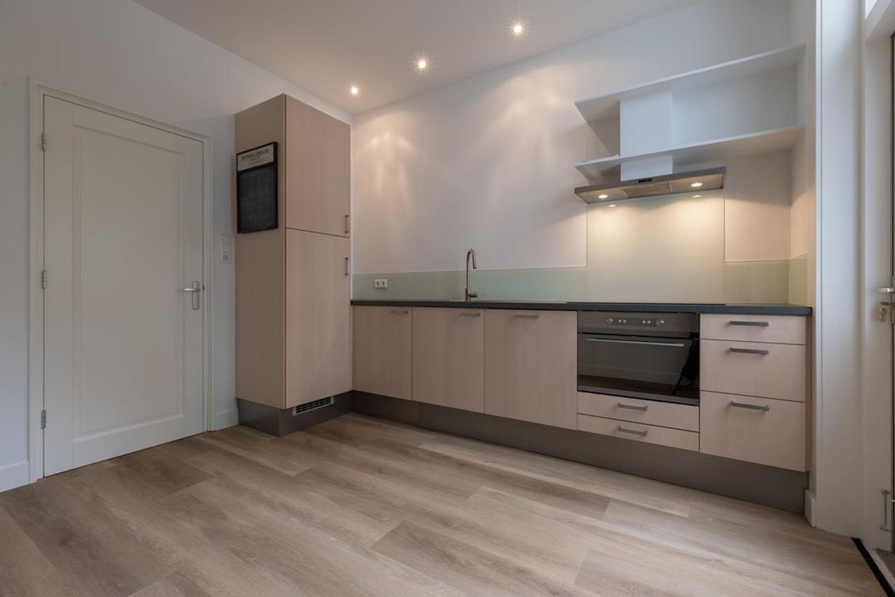 Renovated corner house with garden in Bussum - Image 8