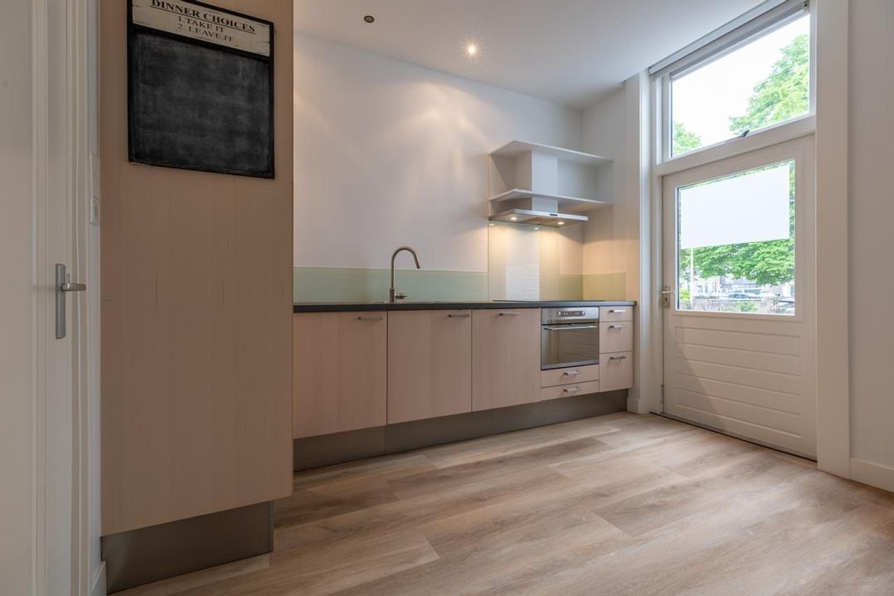 Renovated corner house with garden in Bussum - Image 7