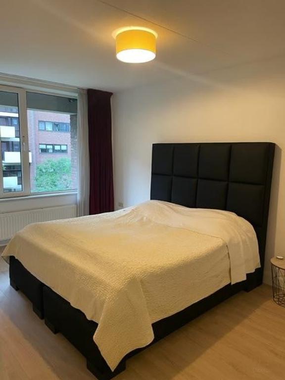 Gemeubileerd hoekappartement met terras - Afbeelding 5